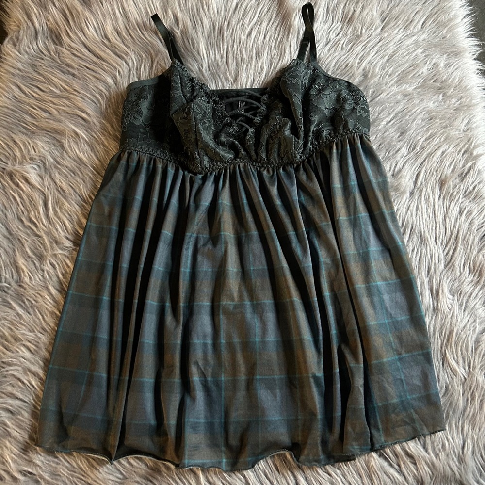 Outlander Exclusive Torrid Collection Lingerie Womens Size 1 Green Plaid Slip